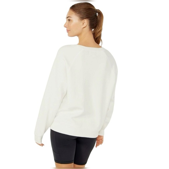 Wildfox x Coca-Cola Polar Friends Sommers Sweater in Vanilla Women Size XL NWT - Picture 5 of 11